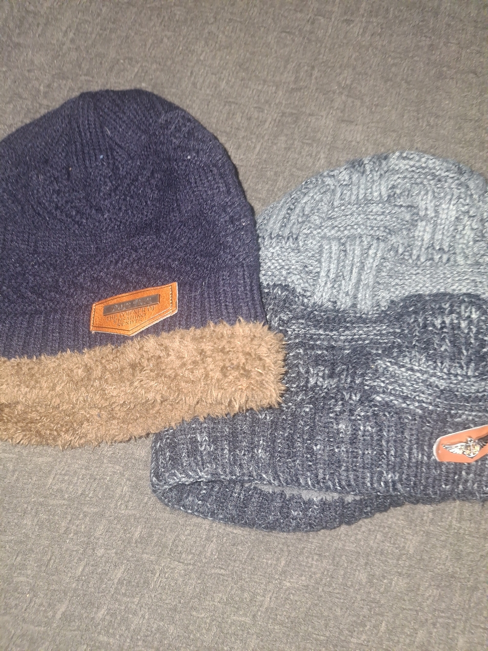 Men's Knit Beanie Hat with Faux Fur Trim - Navy and Heather Gray